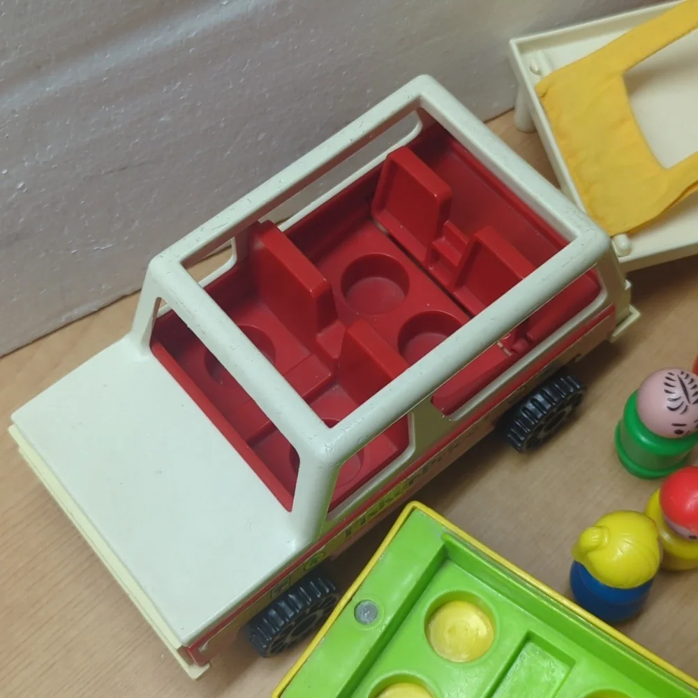 Fisher-Price pictures all good